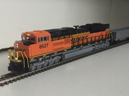 BNSF EMD SD70ACe 8527 1